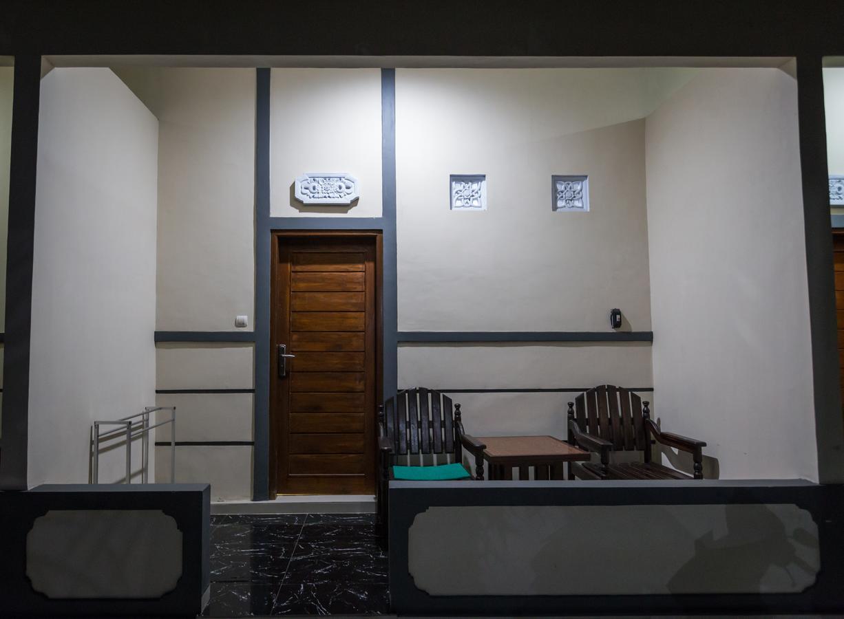 Hotel Lestari Gilimanuk Kültér fotó