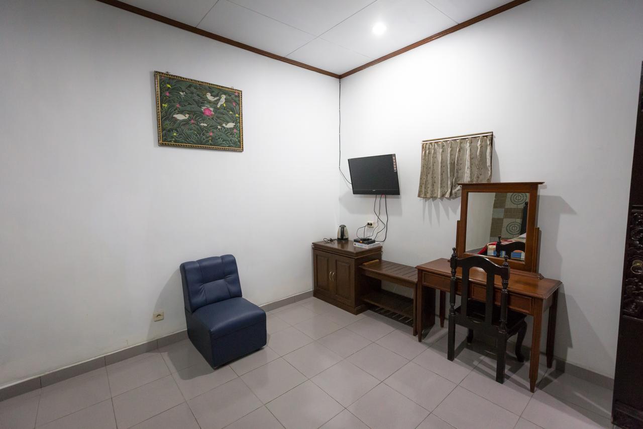 Hotel Lestari Gilimanuk Kültér fotó